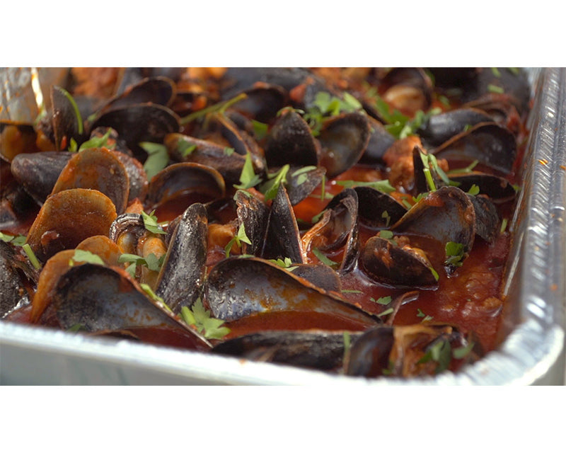 Family-Style Mussels with Red Sauce